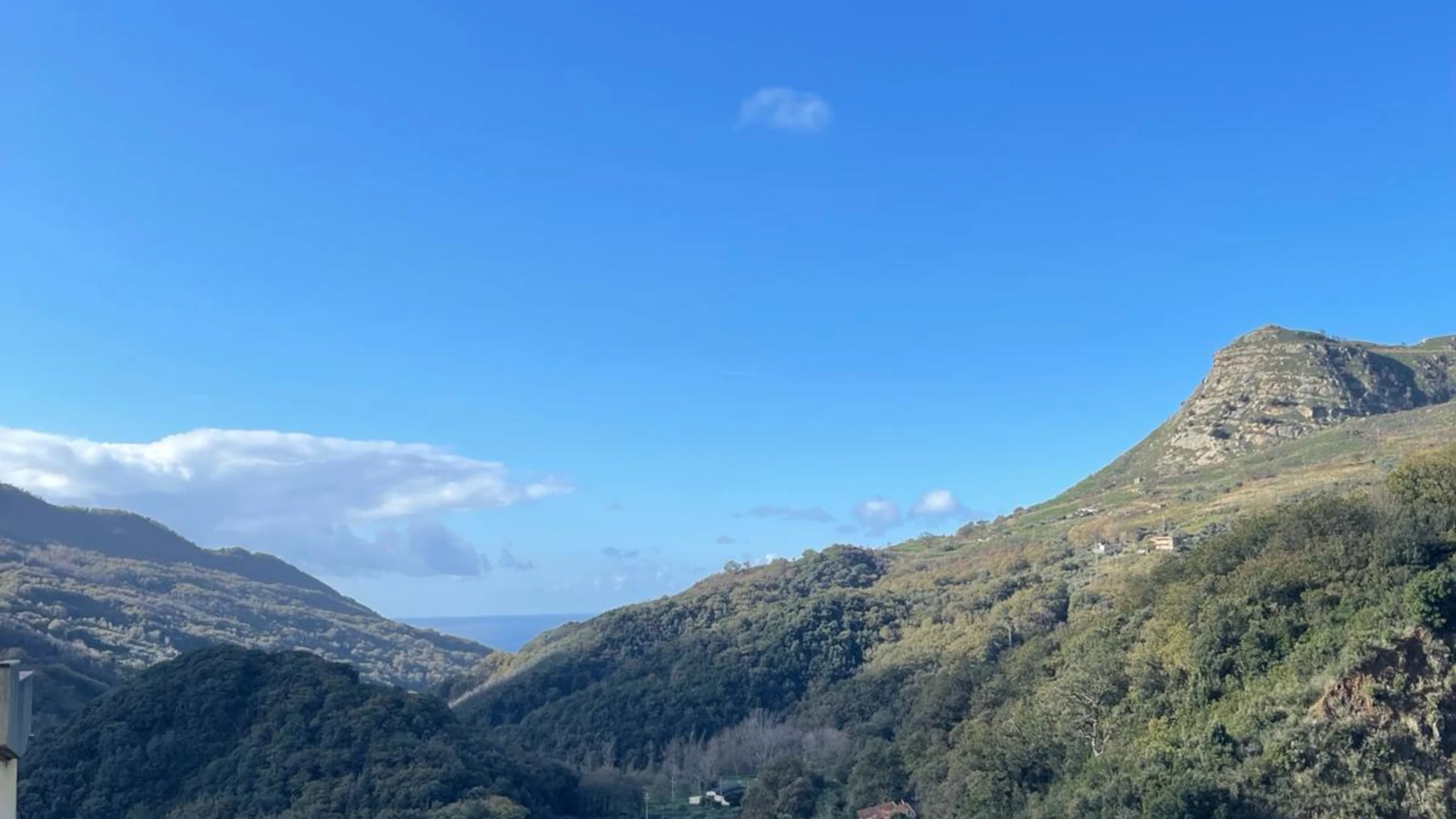 Maripetra-paesaggio-Sangineto